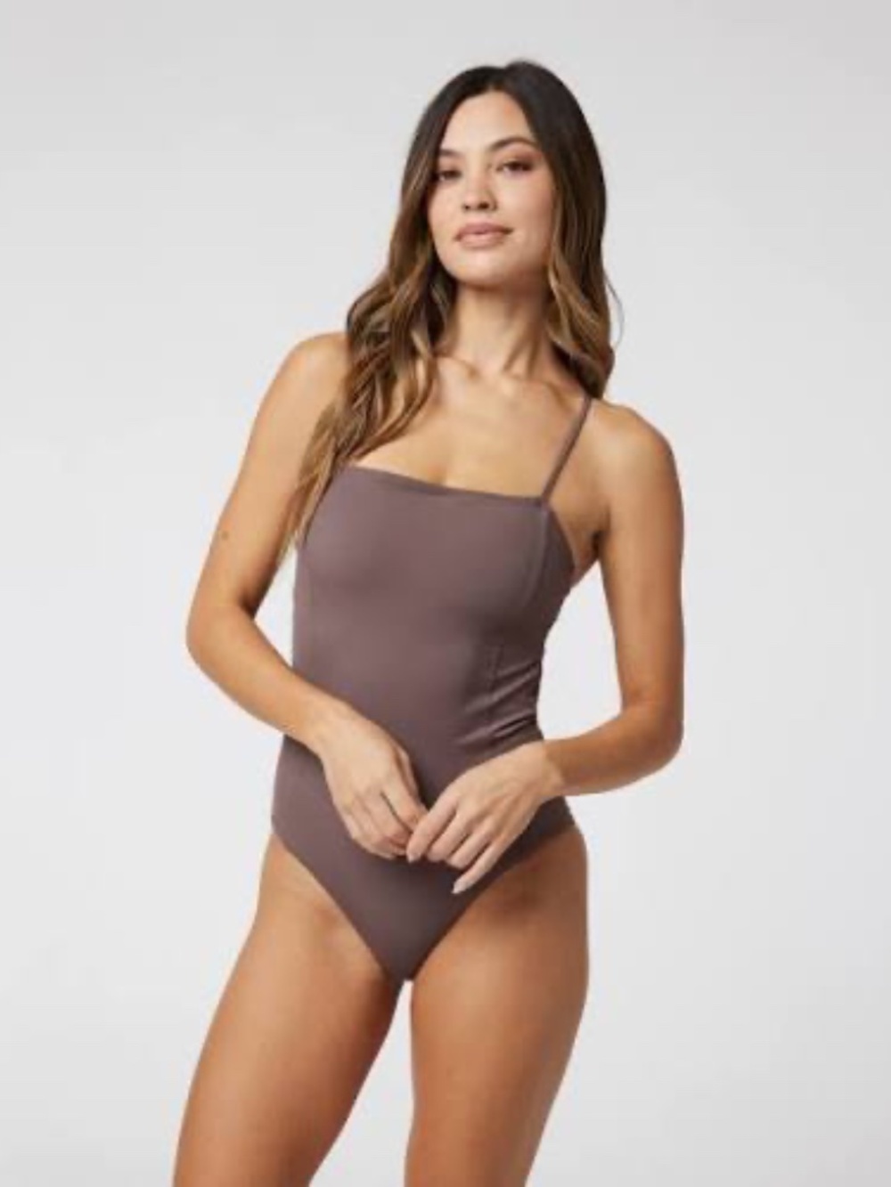 NWOT Vuori Dune One Piece Swimsuit | Women’s Neutral Swimwear | Minimalist Beach